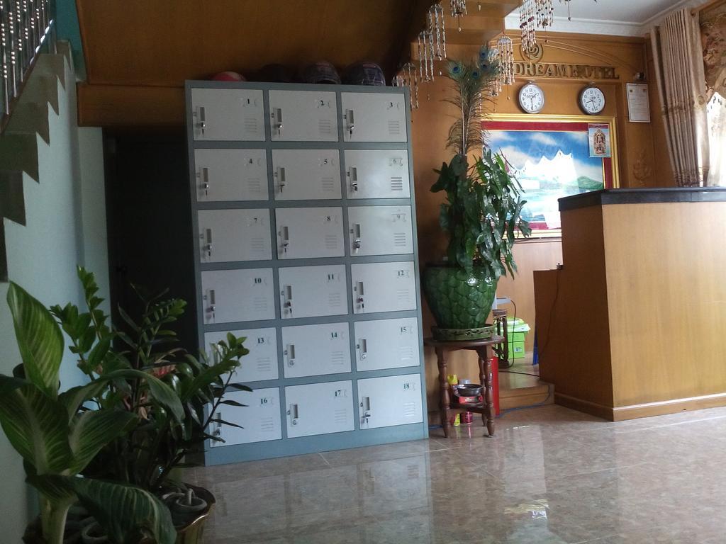 Golden Dream Hotel Mandalay Exterior foto