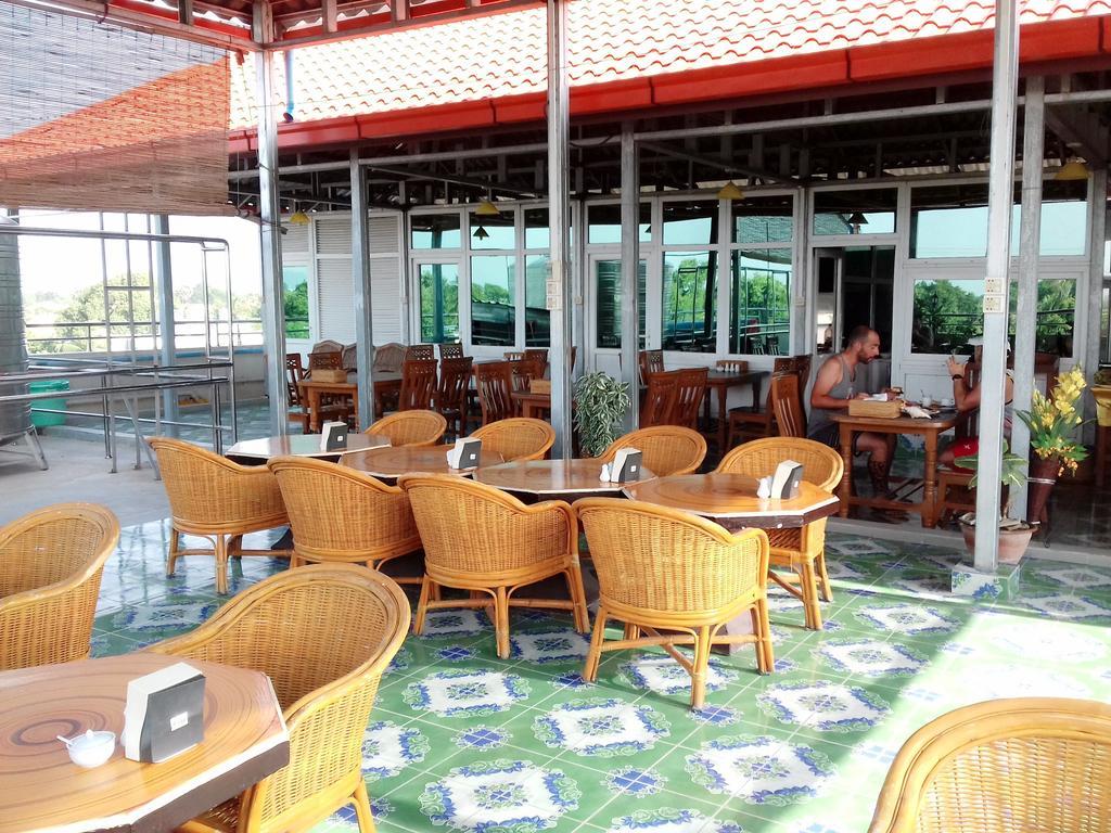 Golden Dream Hotel Mandalay Exterior foto